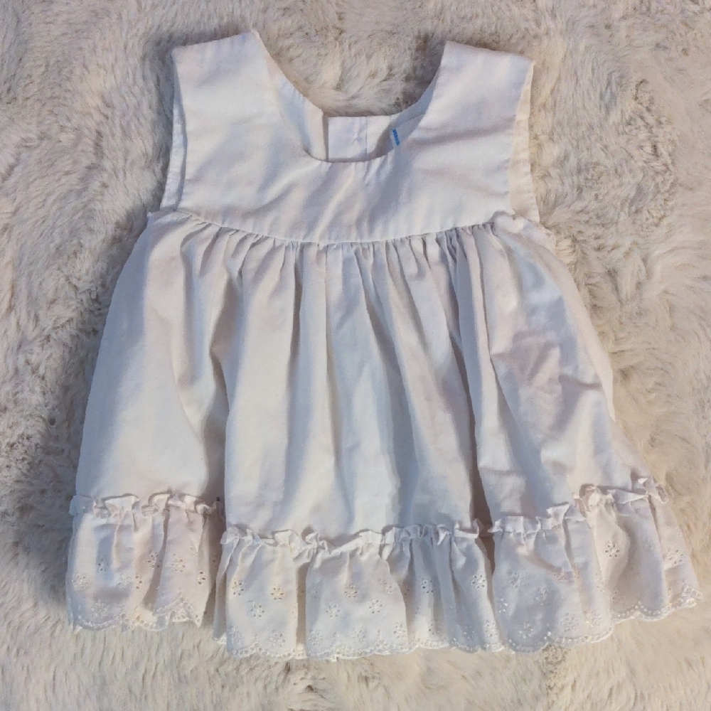 Vintage Baby Girl White Dress Eyelet Ruffle Hem – 18 Months